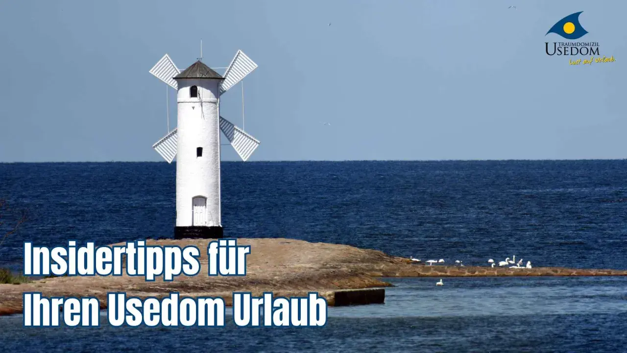 Insidertipps für Ihren Usedom Urlaub: Ein weißer Leuchtturm ragt aus dem Meer, während Möwen auf einer Mole landen.