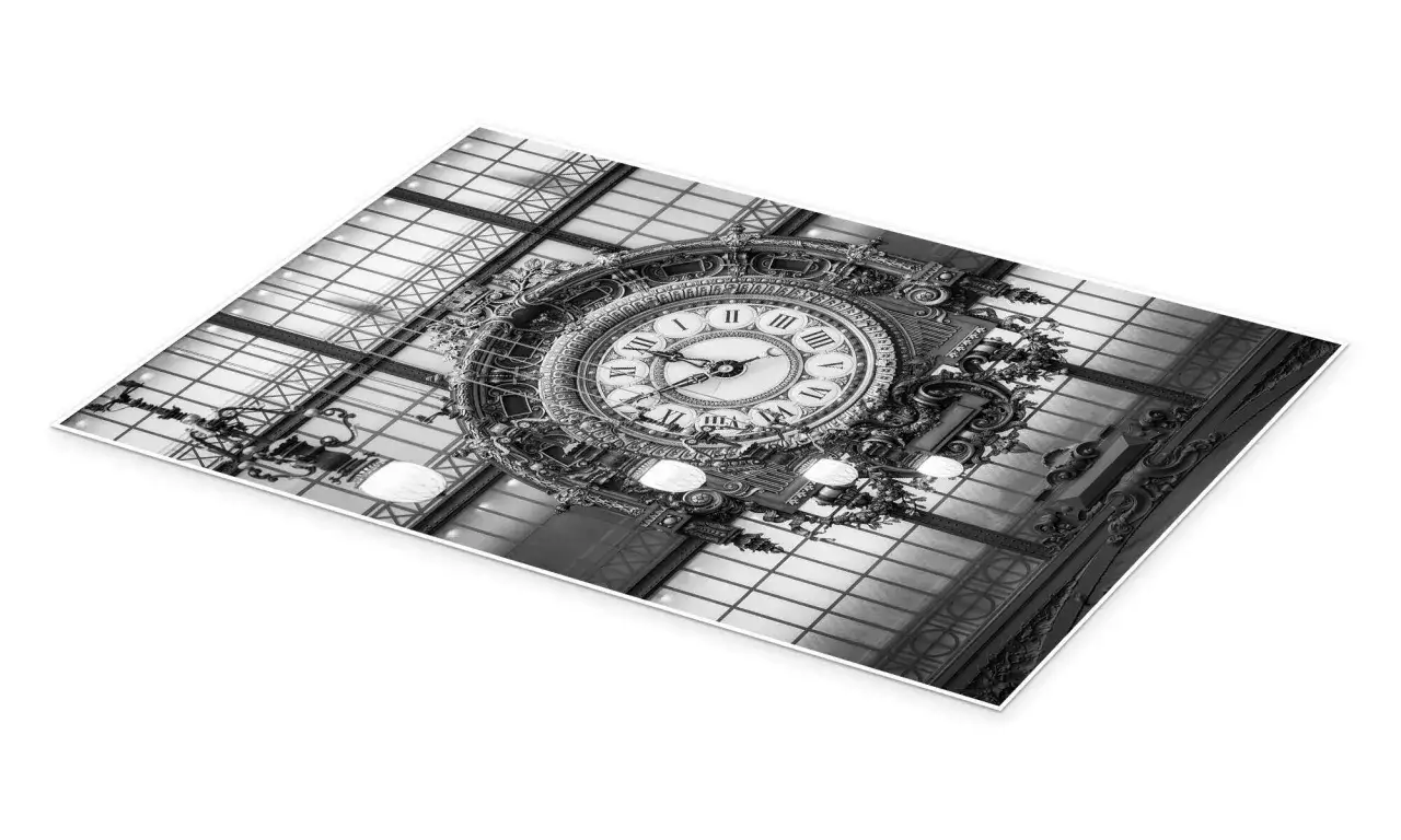 Prunkvolle Uhr im Museum d'Orsay, ein Meisterwerk der Zeitmessung unter einem Glasdach.